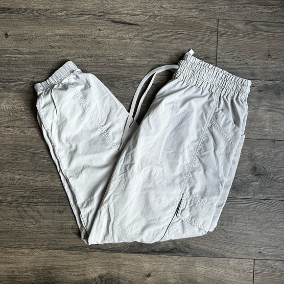 Fabletics | Ripstop Cargo Pants - Picture 10 of 10